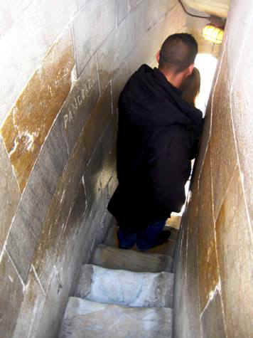 Das sin die schmalen Treppen imTurm